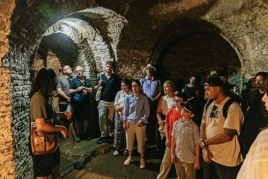 Rome: Crypts and Catacombs Underground Tour with Transfers - Getting to Piazza Barberini and how the coach keeps things easy