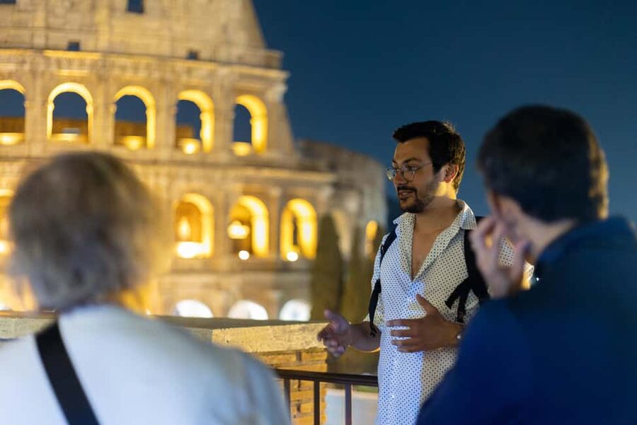 Rome: E-Bike Night Tour with Food and Wine Tasting - Capitoline Hill to Piazza Venezia: the Rome panorama and the big views