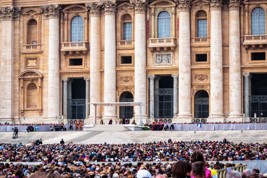 Rome: Escorted Papal Audience Experience with Entry Ticket - Why the Wednesday Papal Audience feels special in St. Peter’s Square