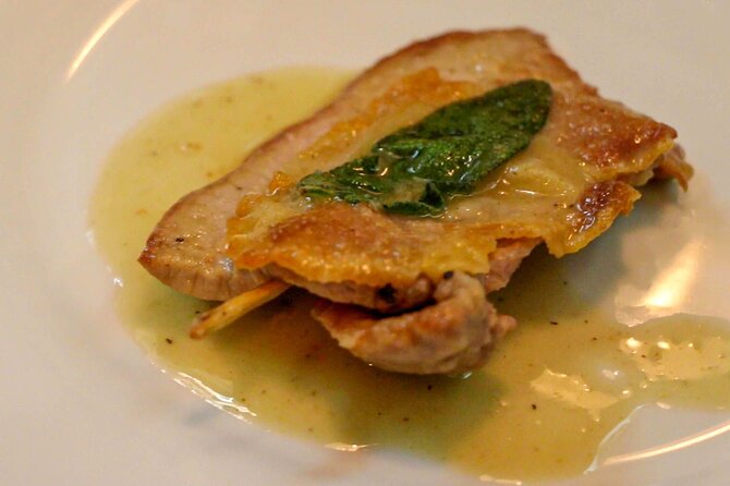 Rome Food Tour: Hidden Gems of Trastevere with Dinner & Wine - Stop 3: A Three-Course Roman Dinner, Plus Limoncello to Finish