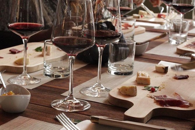 Rome Food Tour: Unlimited Tastings with Fine Wine & Barolo - Key things to know before you go