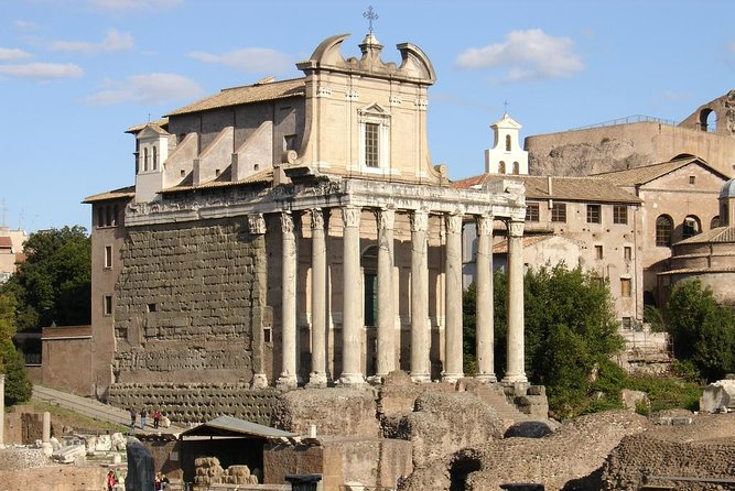 Rome: Guided Group Tour of Colosseum, Roman Forum & Palatine Hill - The best way to spend 2.5 hours at Rome’s ancient core