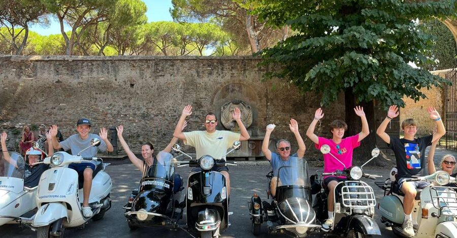 Rome: Highlights Vespa Sidecar Tour with Coffee and Gelato - Piazza Venezia to the Colosseum zone: Rome’s big energy in a short span