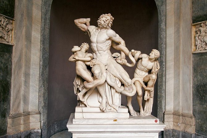Rome in a Day Tour with Vatican, Colosseum and Historic Center - Largo Corrado Ricci lunch break: take it, recharge, then return on time