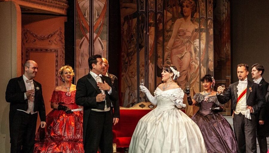 Rome: La Traviata at St. Paul's Within the Walls - Seats in a church: why VIP helps, and how to avoid the worst angles