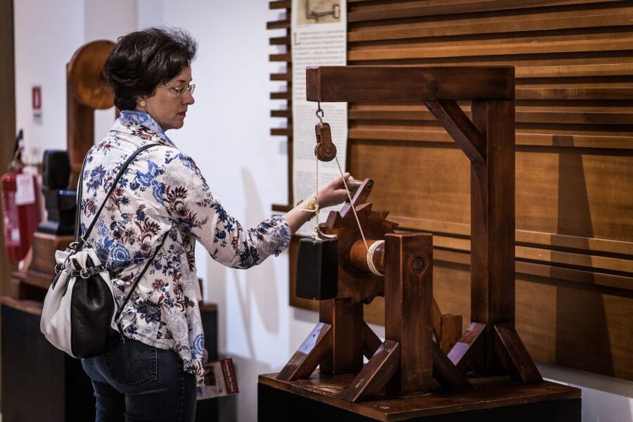 Rome: Leonardo da Vinci Exhibition Entrance Ticket - Full-size machines and the joy of hands-on testing