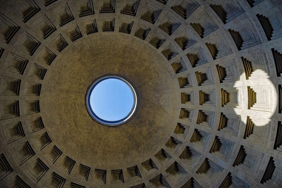 Rome: Pantheon Timeless Marvel Guided Tour with Entry Ticket - Raphael’s Tomb and the Church Side of the Pantheon