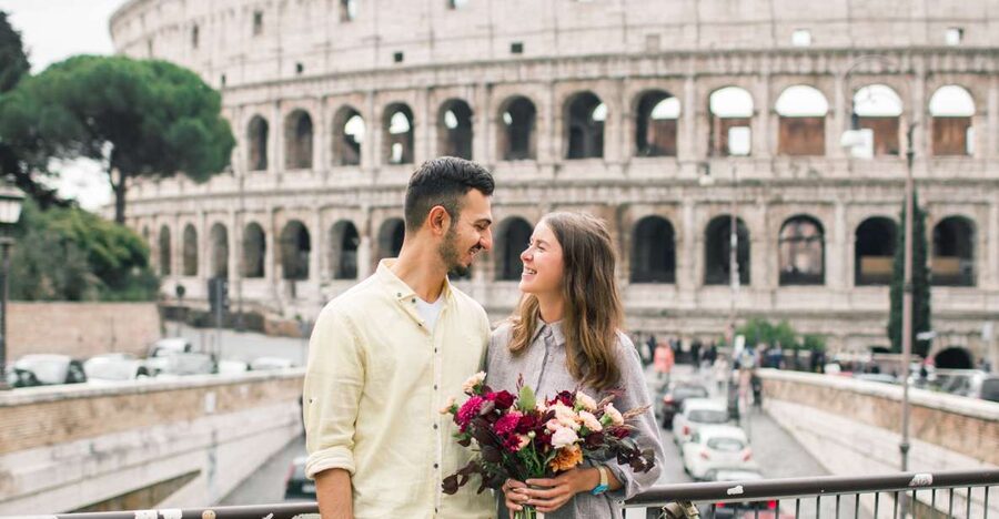 Rome: Personalized Photoshoot outside the Colosseum - Caffè Roma Meeting Point: Start Easy, Stay on Time
