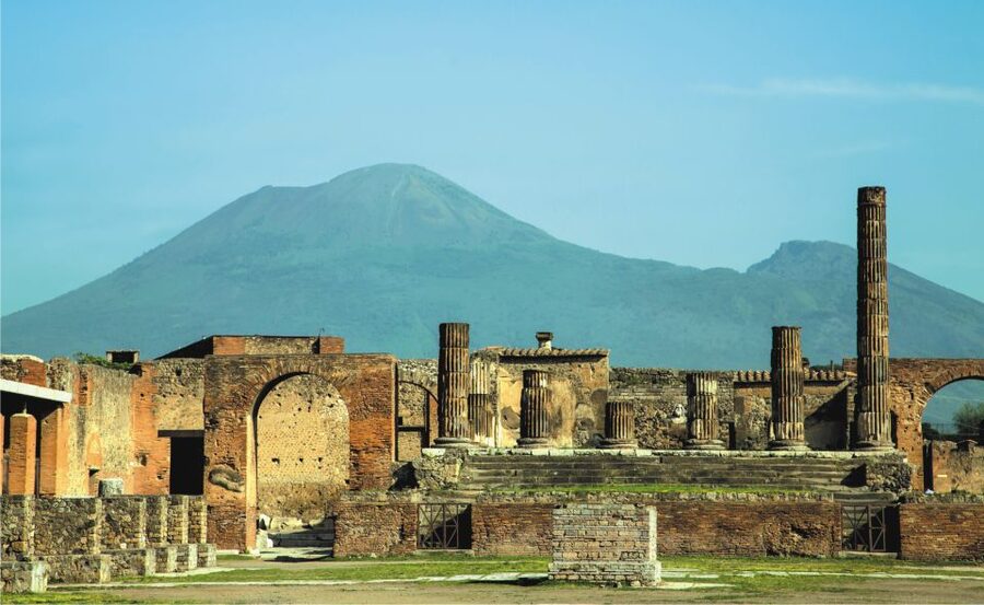 Rome: Pompeii and Naples Day Trip with Pompeii Entry Ticket - How the Day Stays Organized (Even When Pompeii Tries to Steal Time)