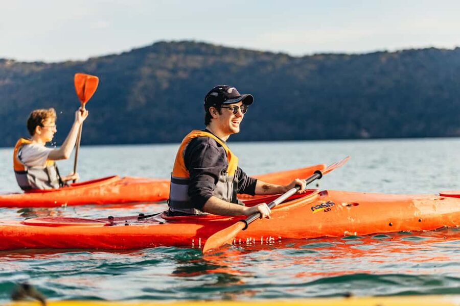 Rome: Popes' Lake, Kayak Tour with Swimming & Roman Pizza - The quick paddling lesson, then the guided glide