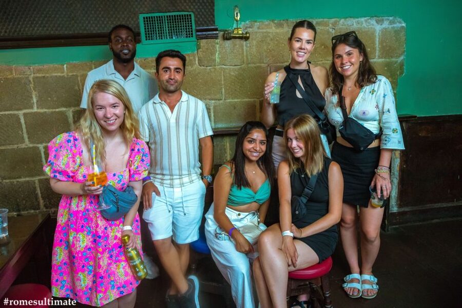 Rome: Pub Crawl and Ultimate Party with Open Bar and Pizza - What each part of the night feels like, stop by stop