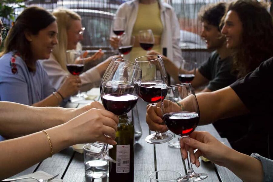 Rome: Small Group Trastevere Food Tour with Dinner - Start near Piazza di Pasquino, then work your way toward Piazza Mastai