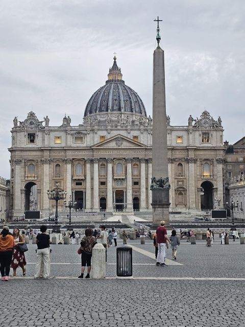 Rome: St. Peter's Basilica and Papal Grottoes Guided Tour - Who should book this St. Peter’s Basilica plus grotto tour
