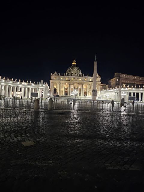Rome: St. Peter's Basilica, Dome, and Vatican Grottoes Tour - Papal Grottoes: the crypt beneath the main altar