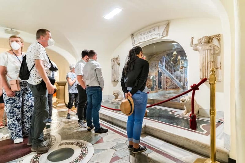 Rome: St. Peter's Basilica, Papal Tombs, and Dome Climb Tour - Meeting in St. Peter’s Square and Getting Through Security Like a Pro
