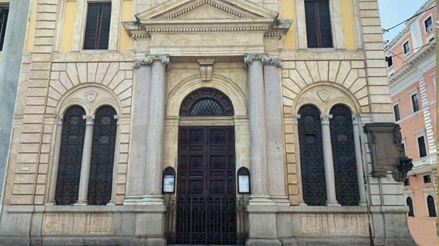 Rome: The Four Seasons by Vivaldi - Where You Might Hear It: Church, Palazzo Poli, or Horti Sallustiani