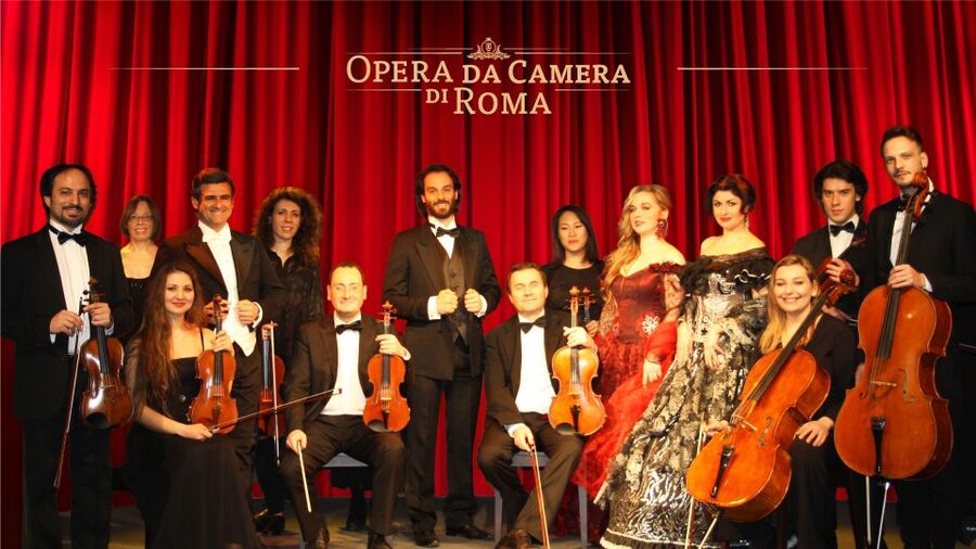 Rome: "The Most Beautiful Opera Arias" Concert - Seating and sight lines in a small, pew-style hall