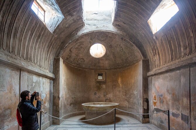 Rome to Pompeii, Sorrento & Capri: 2-Day South Italy Tour - Capri on Day Two: Ferry First, Then the Blue Grotto Plan