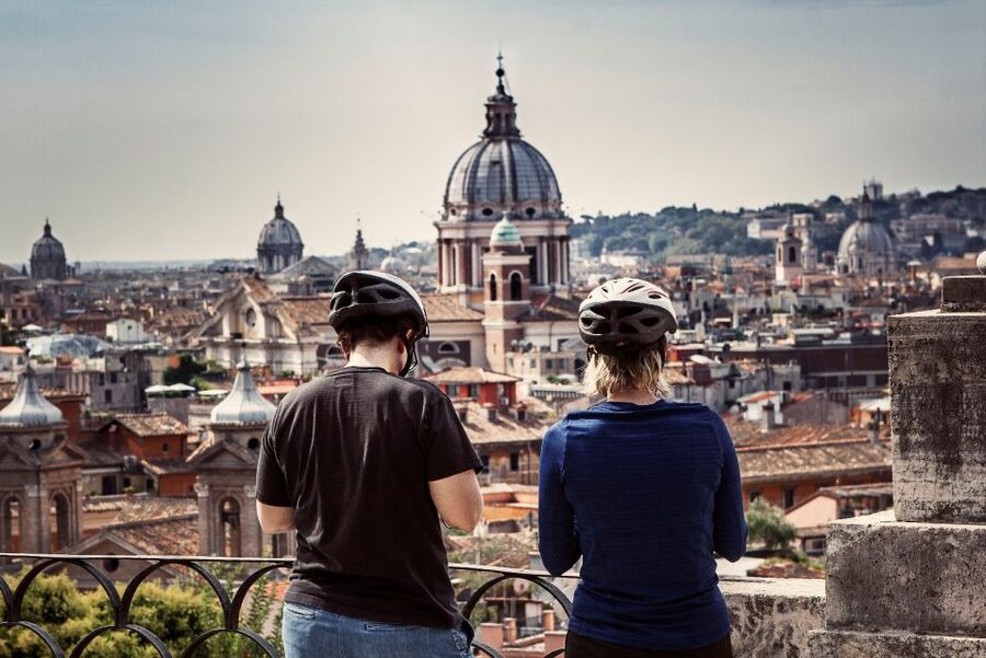 Rome: Top Highlights & Hidden Gems Tour by Cannondale E-Bike - Colosseum and Roman Forum, seeing the icons plus the approach