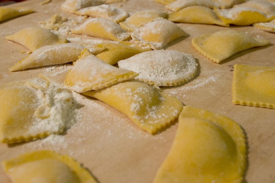 Rome: Traditional Pasta Making Class with Wine & Gelato - Dinner Time: Wine With Your Pasta and Gelato to Close