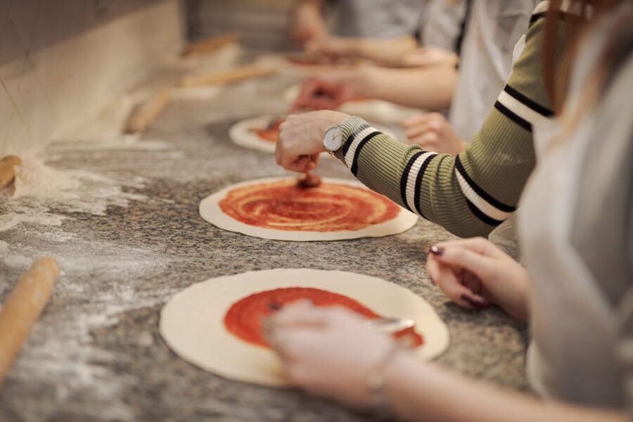 Rome: Traditional Pizza Cooking Class near Piazza Navona - What You Get for $46: Price and Value in Central Rome