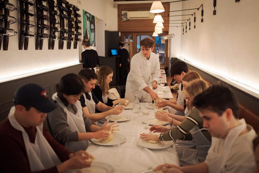Rome: Traditional Pizza Cooking Class near Piazza Navona - Who Should Book This Pizza Class Near Piazza Navona