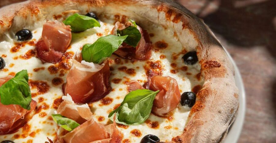 Rome: Traditional Pizza Cooking Class near Piazza Navona - Should You Book This Pizza Cooking Class Near Piazza Navona?