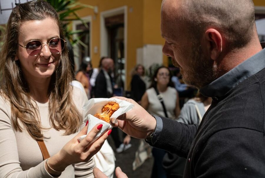 Rome: Trastevere & Campo de Fiori Street Food Walking Tour - What you eat on this walk, and how full you will feel