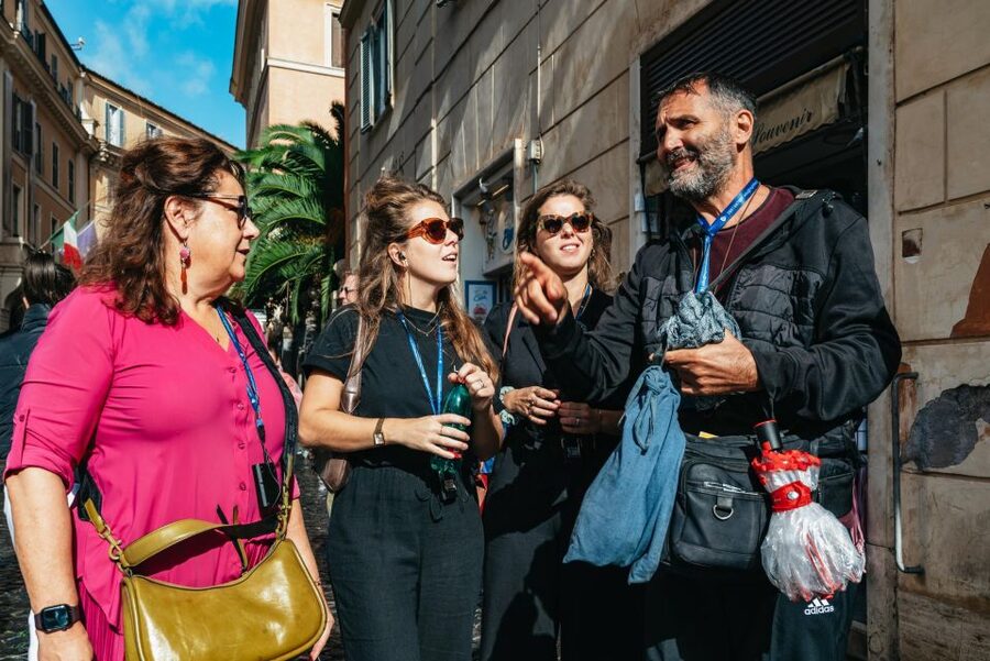 Rome: Trevi Fountain and Underground Guided Tour - Vicus Caprarius: How the Streets Above Become a Roman Timeline