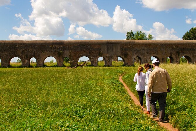 Rome Underground: Catacombs Tour, Aqueducts and Appian Way - Why Appian Way, Aqueducts, and Catacombs Belong Together