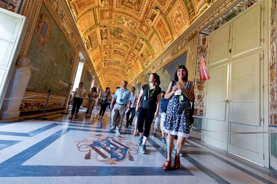 Rome: Vatican City Highlights Tour with Skip-the-Line Entry - Vatican Museums: the main art stop in a limited time box