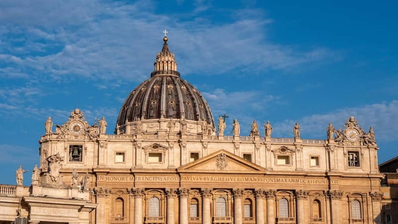 Rome: Vatican Museums and Sistine Chapel Small Group Tour - Sistine Chapel ceiling focus in about 20 minutes