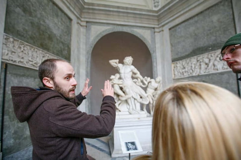 Rome: Vatican Museums and Sistine Chapel Small Group Tour - Meeting at Viale Giulio Cesare and getting through the first bottleneck