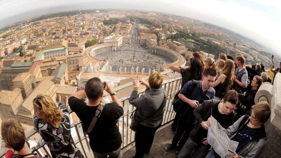 Rome: Vatican Museums and St. Peter’s Tour with Dome Climb - Sistine Chapel: What You Should Expect Inside