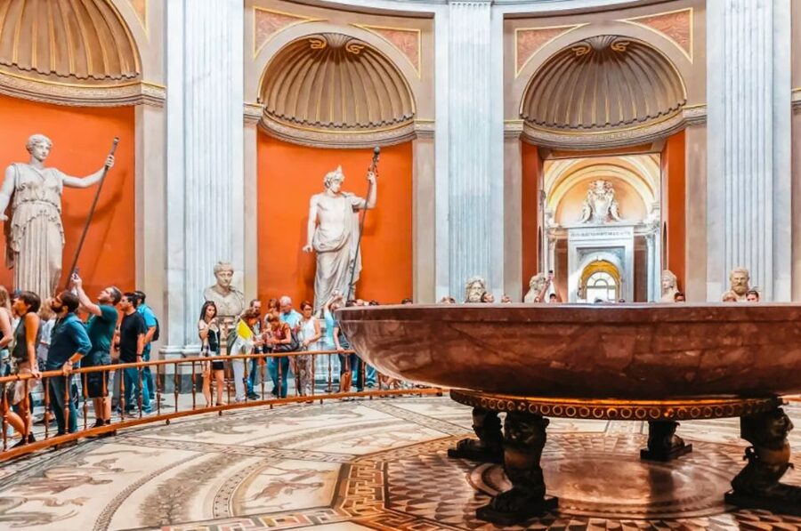 Rome: Vatican Museums, Sistine Chapel & Basilica Tour - Meeting at Via Vespasiano: Getting There, Getting In