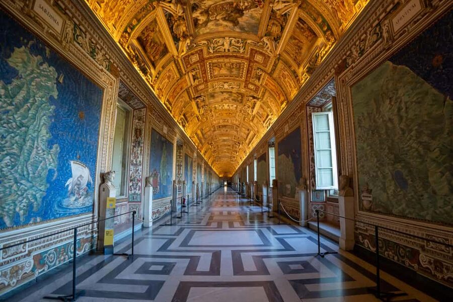 Rome: Vatican Museums, Sistine Chapel & Basilica Tour - Sistine Chapel: Michelangelo’s Frescoes Made Understandable