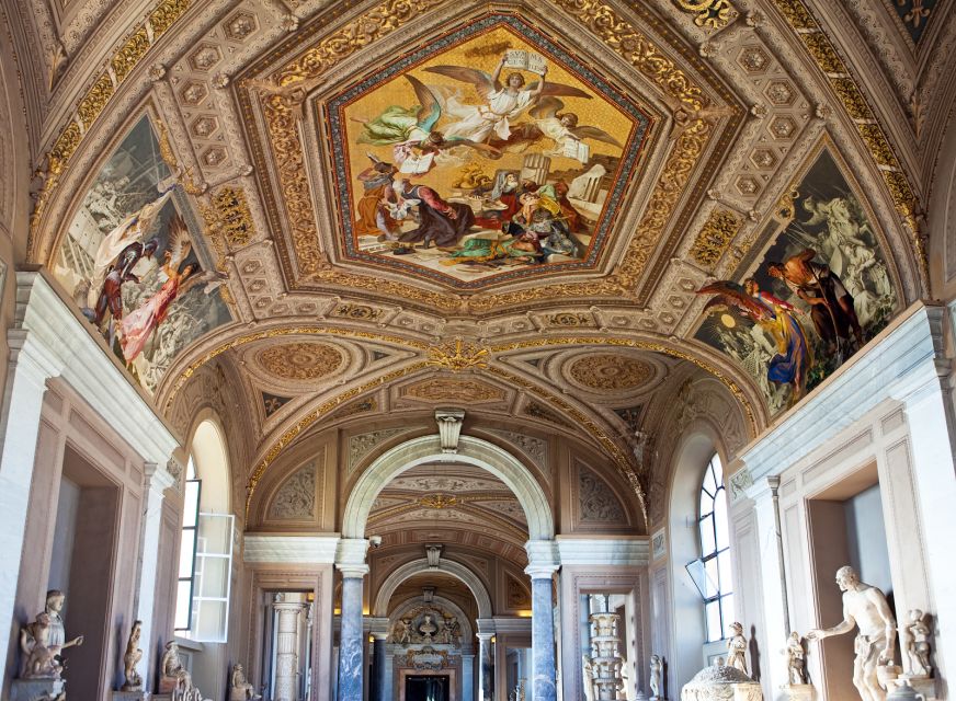 Rome: Vatican Museums & Sistine Chapel Guided Tour - Photo Opportunities, Pacing, and the Real Crowd Inside