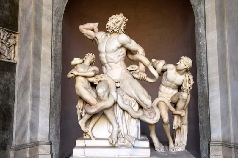 Rome: Vatican, Sistine Chapel & St. Peter's Basilica Tour - Meeting points that change, and why you should arrive early