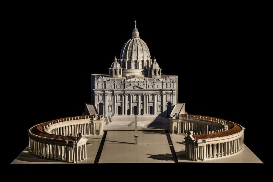 Rome: Welcome To Rome Immersive Multimedia Show - Language Options and Audio Guide Experience