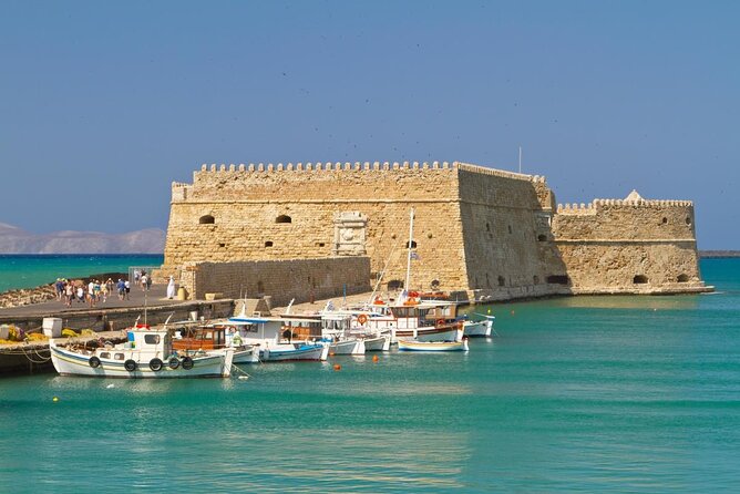 Sailing Cruise to Dia Island with Meal and Water Activities - On-board lunch, beer and wine: what you actually get