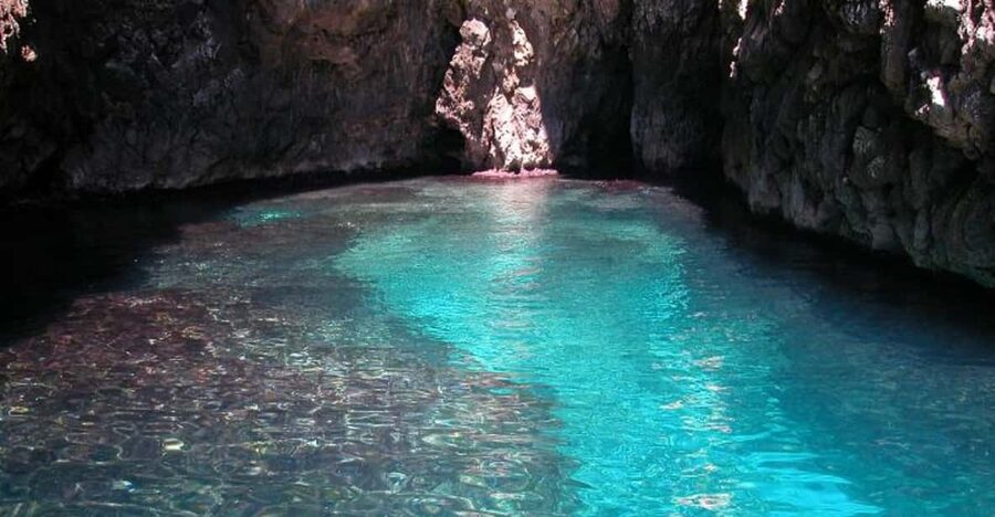Santa Maria di Leuca: Caves Boat Tour - Getting There: Porto Bar Meet-Up at Via Doppia Croce, 63