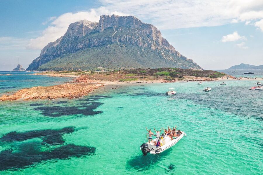 Sardegna: Tavolara Boat Tour with Snorkeling - Morning on the water: MOYS, timing, and what makes this trip easy