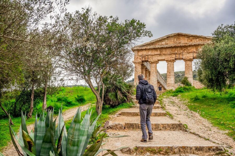 Segesta, Erice and Salt Pans Full-Day Excursion from Palermo - Erice: The Hilltop Medieval Town That Changes the Tempo