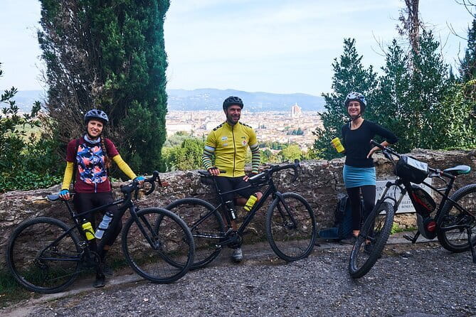 Self-Drive Vintage Fiat 500 Tour from Florence: Tuscan Hills and Italian Cuisine - Lunch at a private terrace: Tuscan classics without the restaurant scramble