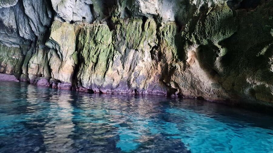 Siracusa: Ortigia & Sea Caves Speedboat Tour with Swim Stop - The Swim Stop: How to Make It Worth Your Towel
