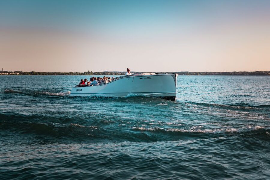 Sirmione: 25 Minute Boat Cruise around the Peninsula - Who should book this, and who might want something longer
