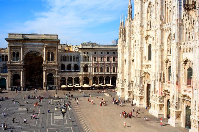 Skip the Line: Essential Milan Tour Including Da Vinci's 'The Last Supper' - Piazza del Duomo, big cathedral energy without the ticket headache