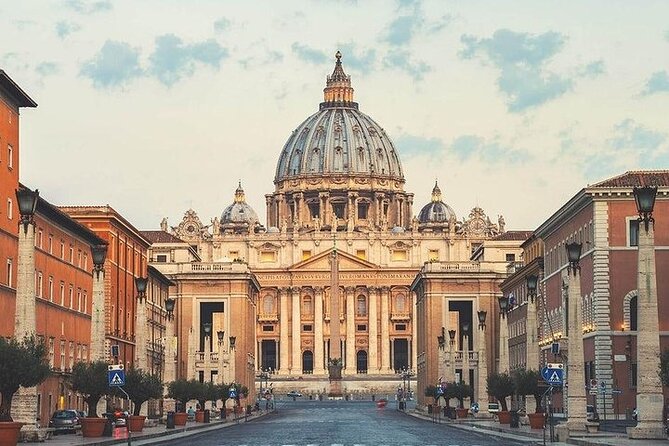 Skip-the-Line Ticket with Host - Vatican Museums & Sistine Chapel - Vatican Museums access: what skip-the-line feels like
