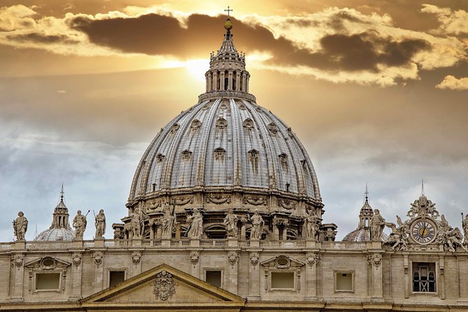 Skip the Line Vatican, Sistine Chapel and Basilica Guided Tour - From the maze of rooms to the big visual themes