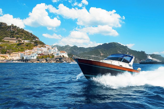 Small Group Boat Tour: Day Cruise from Sorrento to Capri - Weather, minimum numbers, and how to stay flexible